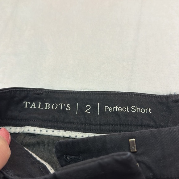 Talbots Black The Perfect Short in Size 2 - Picture 3 of 5